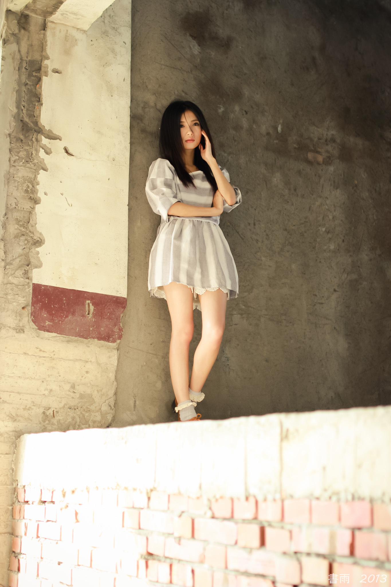 [Beautyleg番外篇]2013-10-12 可艾彰滨废墟外拍